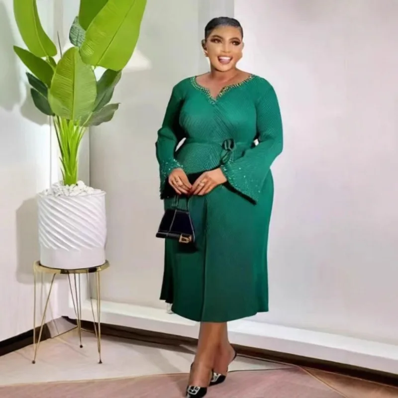 미야케 플리츠 미니멀리스트 솔리드 플러스 사이즈 드레스 2025 가을 패션 플리츠 비즈 장식 우아한 솔리드 컬러 롱 플리세 드레스 여성용