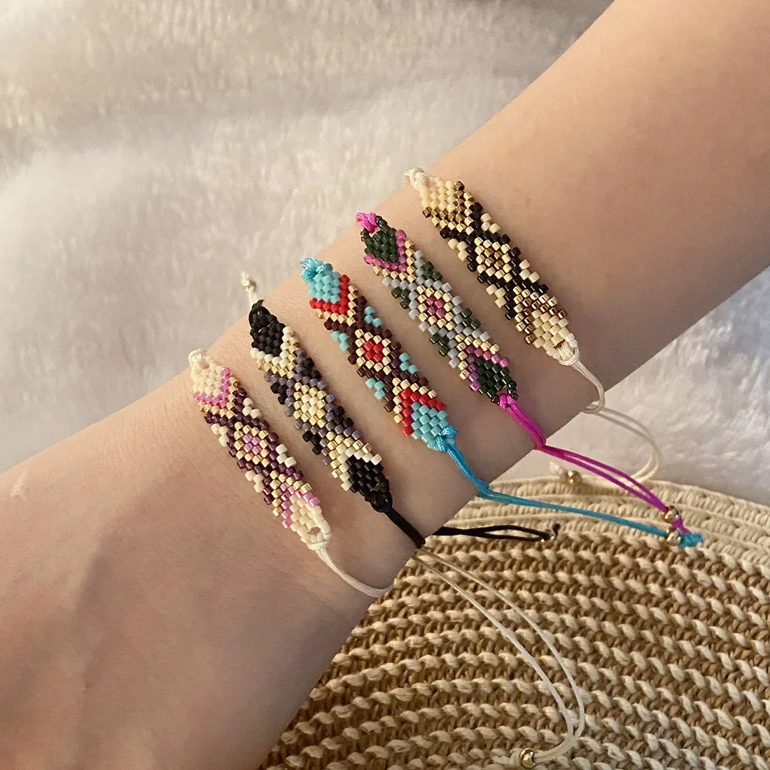 

2025 Handmade Beaded Bracelet Geometry Design Originality Hand Knitting Bohemia Adjustable Female Bead Bracelet