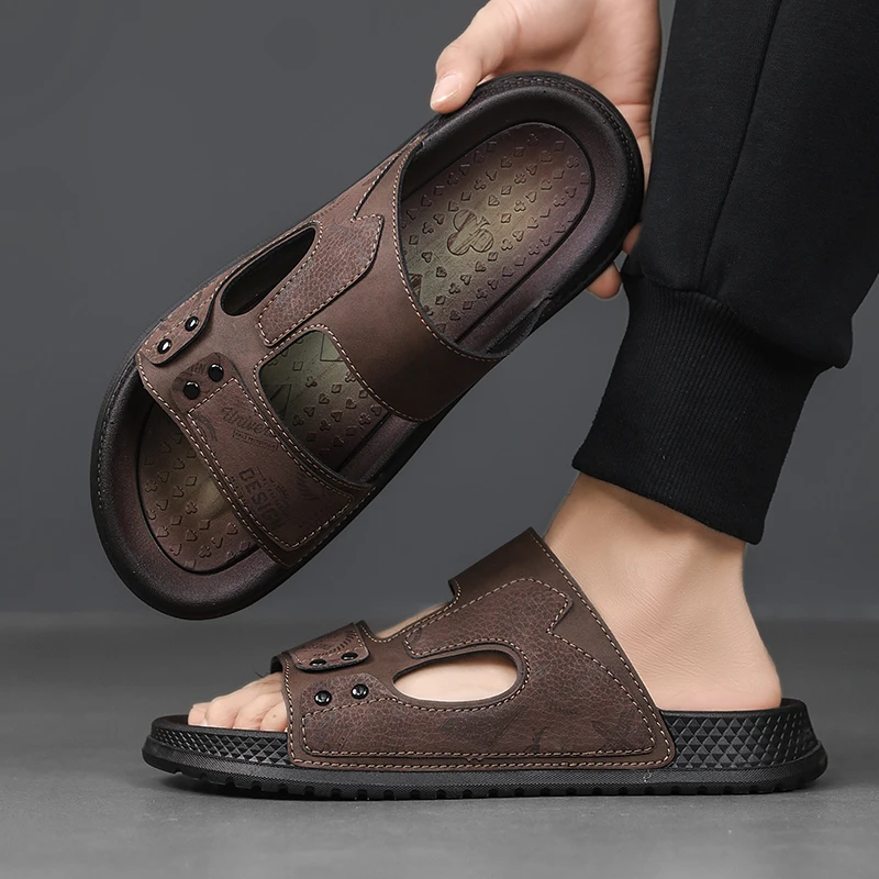 

Summer plus size men's outdoor sandals casual sports slippers leather garden shoes anti slle Roman shoes beach flip garden shoes