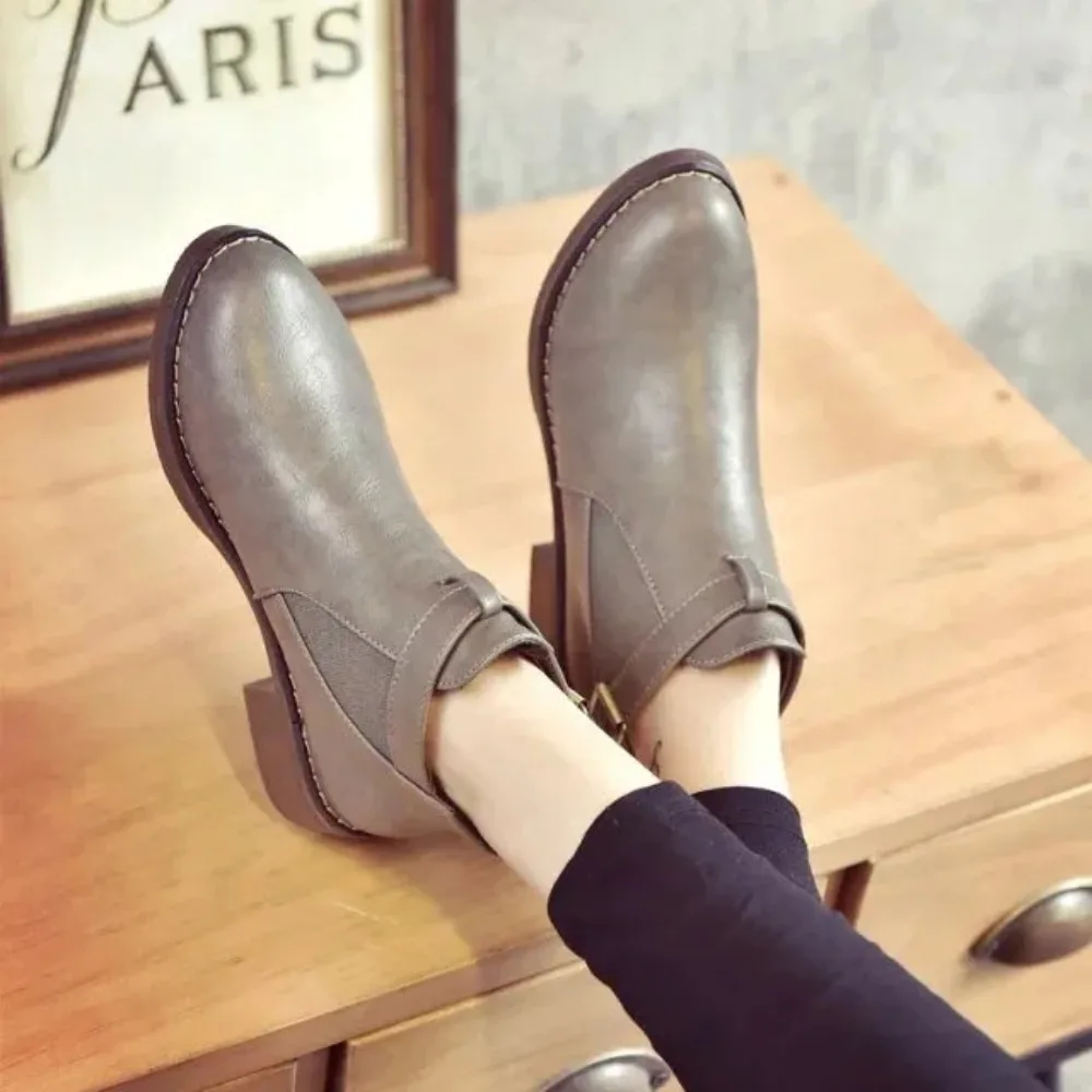 Spring and Autumn Single Soft Leather 2024 Korean Women\'s Short Boots Thick Heel Buckle Strap Single Boots Anti slip Versatile