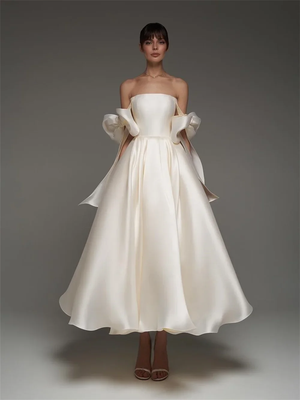 Robe de mariée trapèze élégante, col carré ivoire, épaules dénudées et longueur cheville, robe de soirée formelle, personnalisation