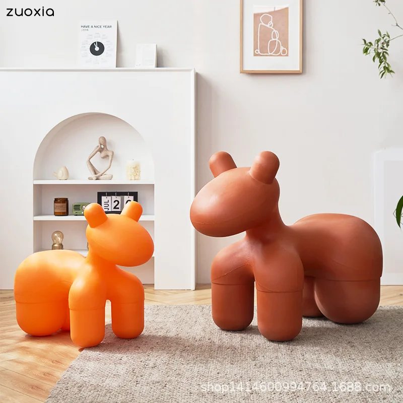 Sedia Pony asilo bambino cartone animato animale sgabello basso Designer modellazione creativa sedia per cuccioli seggiolino per bambini in plastica sedia per bambini