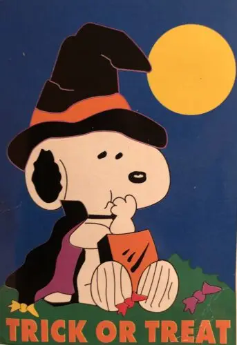 SNOOPY PEANUTS TRICK TREAT HALLOWEEN FALL WITCH COSTUME APPLIQUE LARGE YARD FLAG