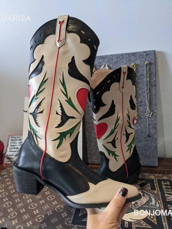 Embroidered Western Boots For Women Heart Shaped Fashion Cowboy Cowgirl Boots Handmake Retro Vintage Shoes 2022 Winter Autumn