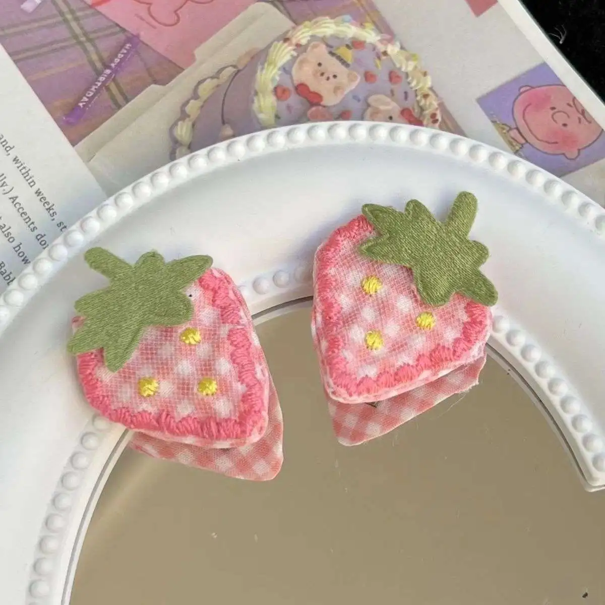 New Pink Strawberry Hair Clips Korean Cute Fabric Art Strawberry Hairpins Hair Clips Headwear Girls Kids Hair Accessories
