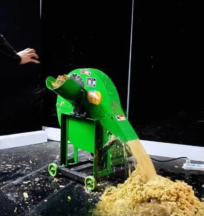 Electric Plantain Tree Crusher Small Household Breeding Banana Tree Chopper Cutter Plantain Pole Feed Making Machine