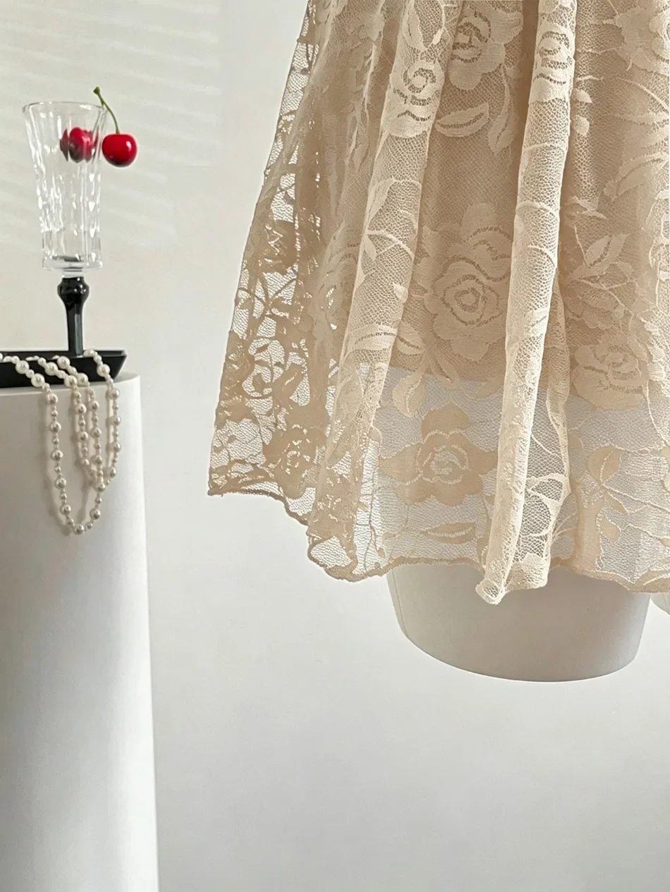 Sommerliches Neues Mini-Kleid mit Spaghettiträgern, Rüschen, Korsett, Rückenfreiem Design, Bandage, Spitze, Stufenrock, Rüschenkleid, Club-Party-Sexy-Kleid, Weißes Kleid – Detail 21
