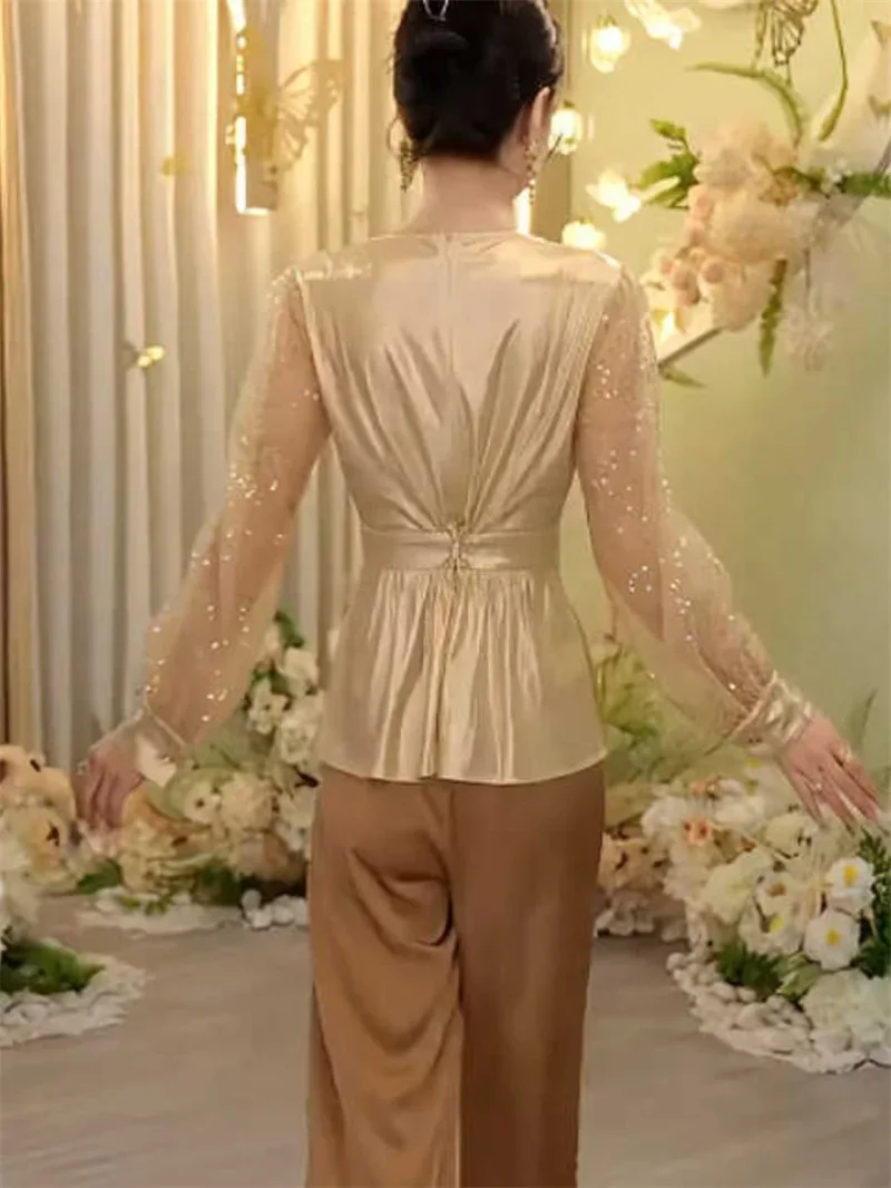 جديد الراقية قميص الموضة المرأة الترتر مشرق زهرة الحرير التطريز الديكور الدانتيل المرقعة بلوزة أنيقة فاخرة الربيع