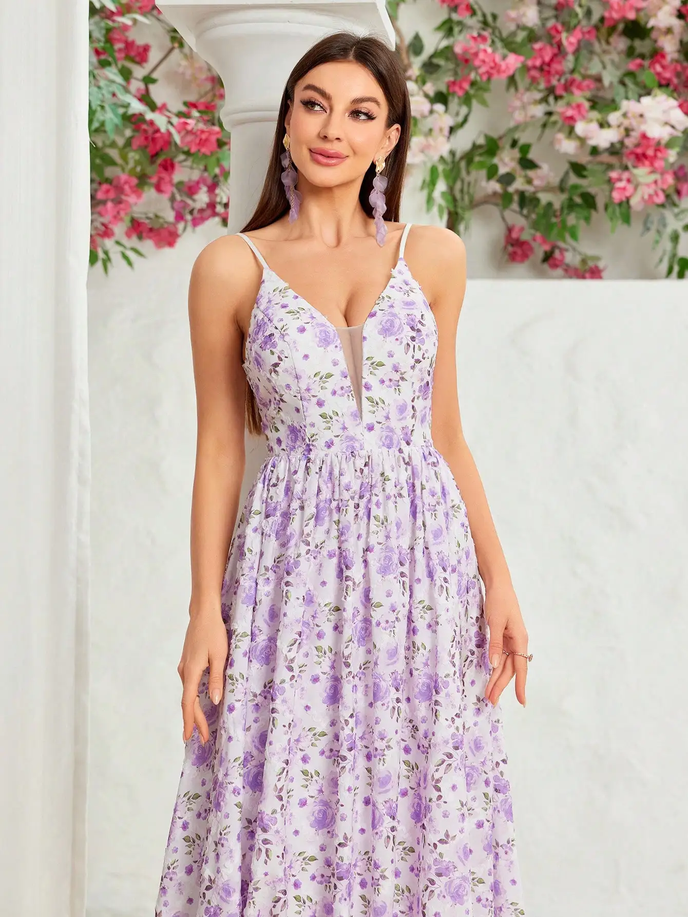 펜던트가 달린 MGIACY 로맨틱 플로럴 프린트 맥시 드레스