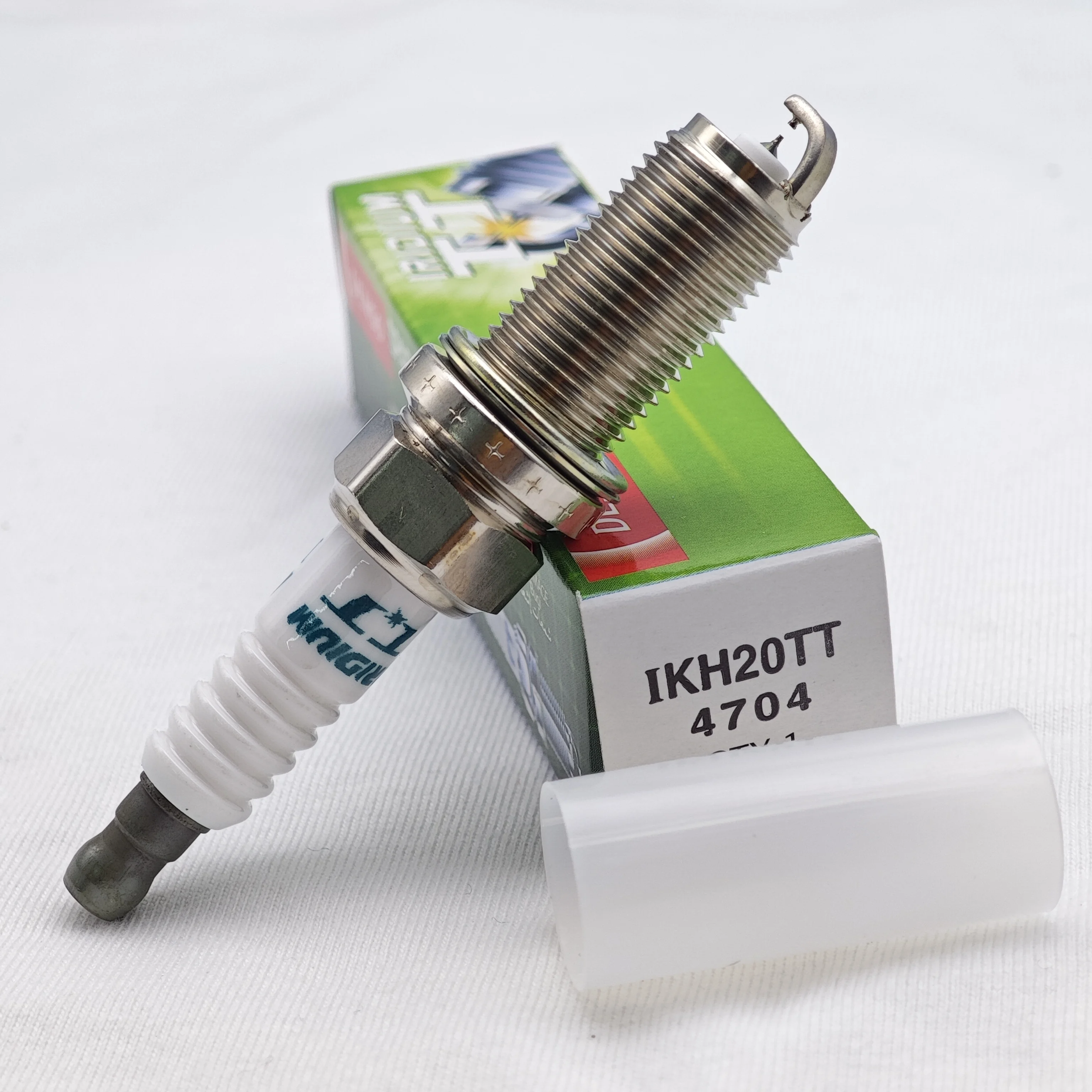 3pcs Original Double Needle Iridium Spark Plug IKH20TT 4704 Suitable For TOYOTA Passo 1.0 1KR-FE