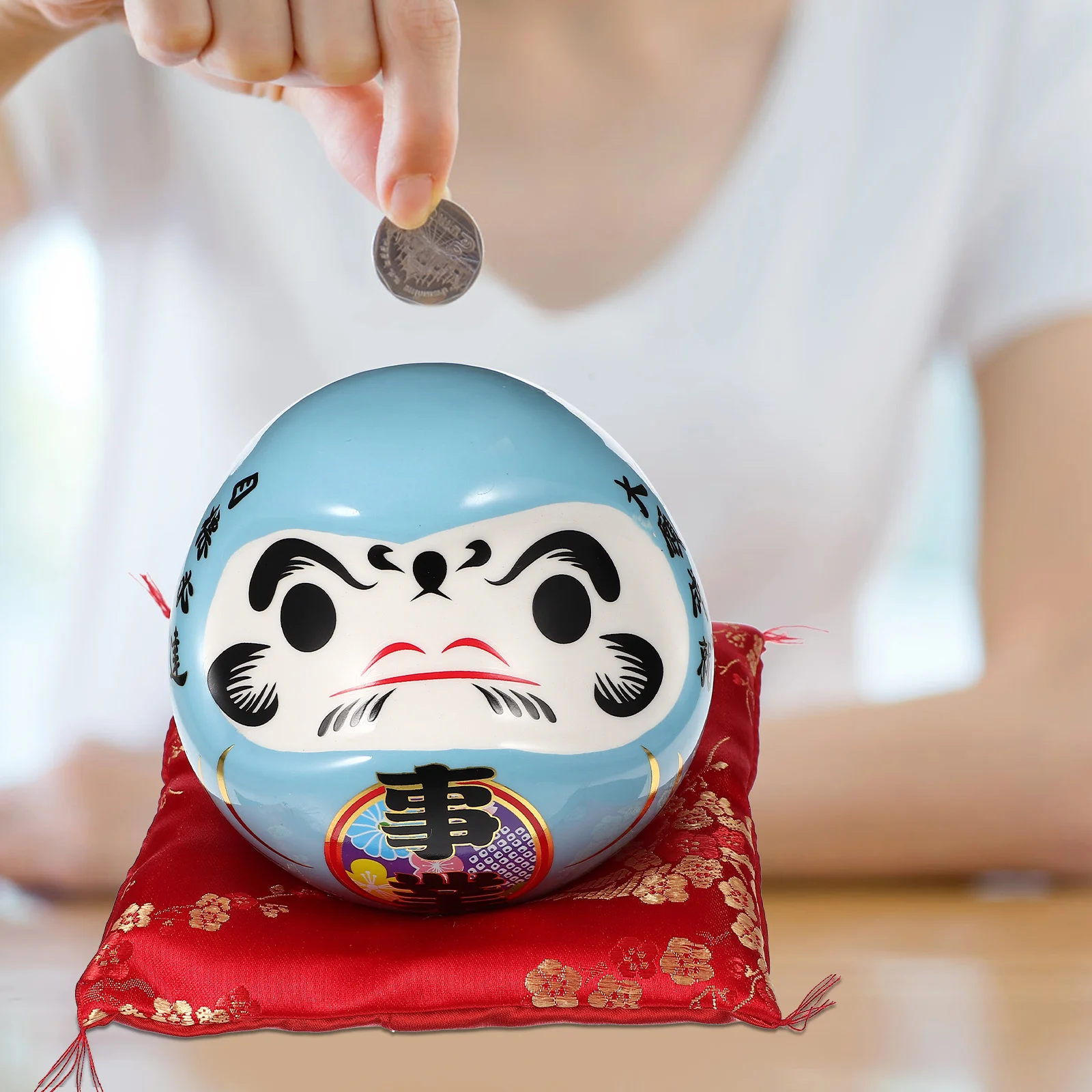 

Dharma Pattern Ceramic Piggy Bank Large Capacity Coin Organizer Stable Flat Base Coin Saving Jar for Kids Ceramic Piggy Bank