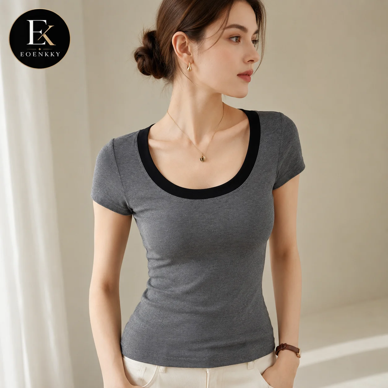 EOENKKY Women Contrast Scoop Neck T-Shirt 95%+ Cotton Slim Fit Short Sleeve U-Neck Summer Casual Basic Top S-2XL
