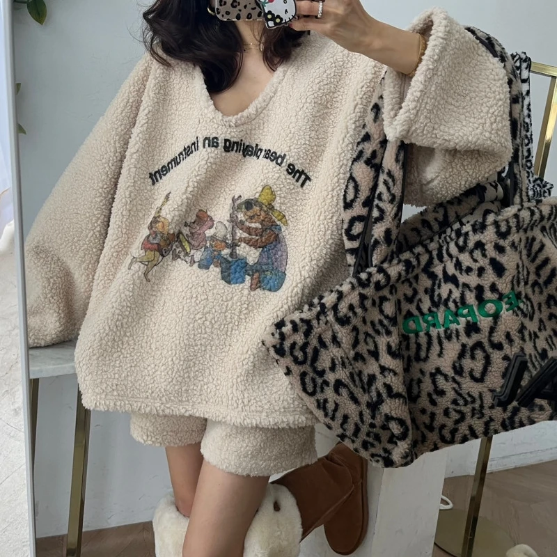 

Свободная женская толстовка с капюшоном с принтом меха ягненка Younger Look, зимняя повседневная модная теплая хлопковая толстовка с высокой талией и v-образным вырезом из двух предметов...