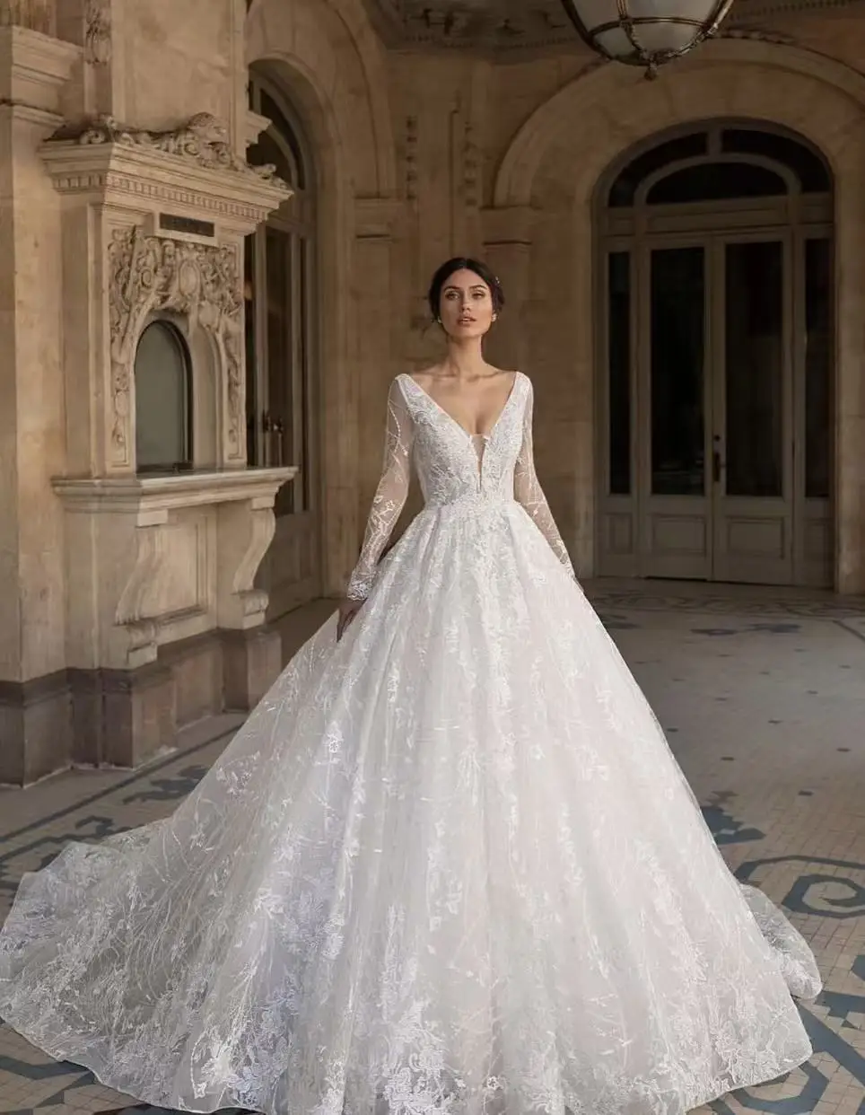 ONELIFE Personalizzato Squisito Principessa Abiti Da Sposa Con Scollo A V Manica Lunga Vestido De Novia Appliques In Pizzo Corte Dei Treni Abito Da Sposa