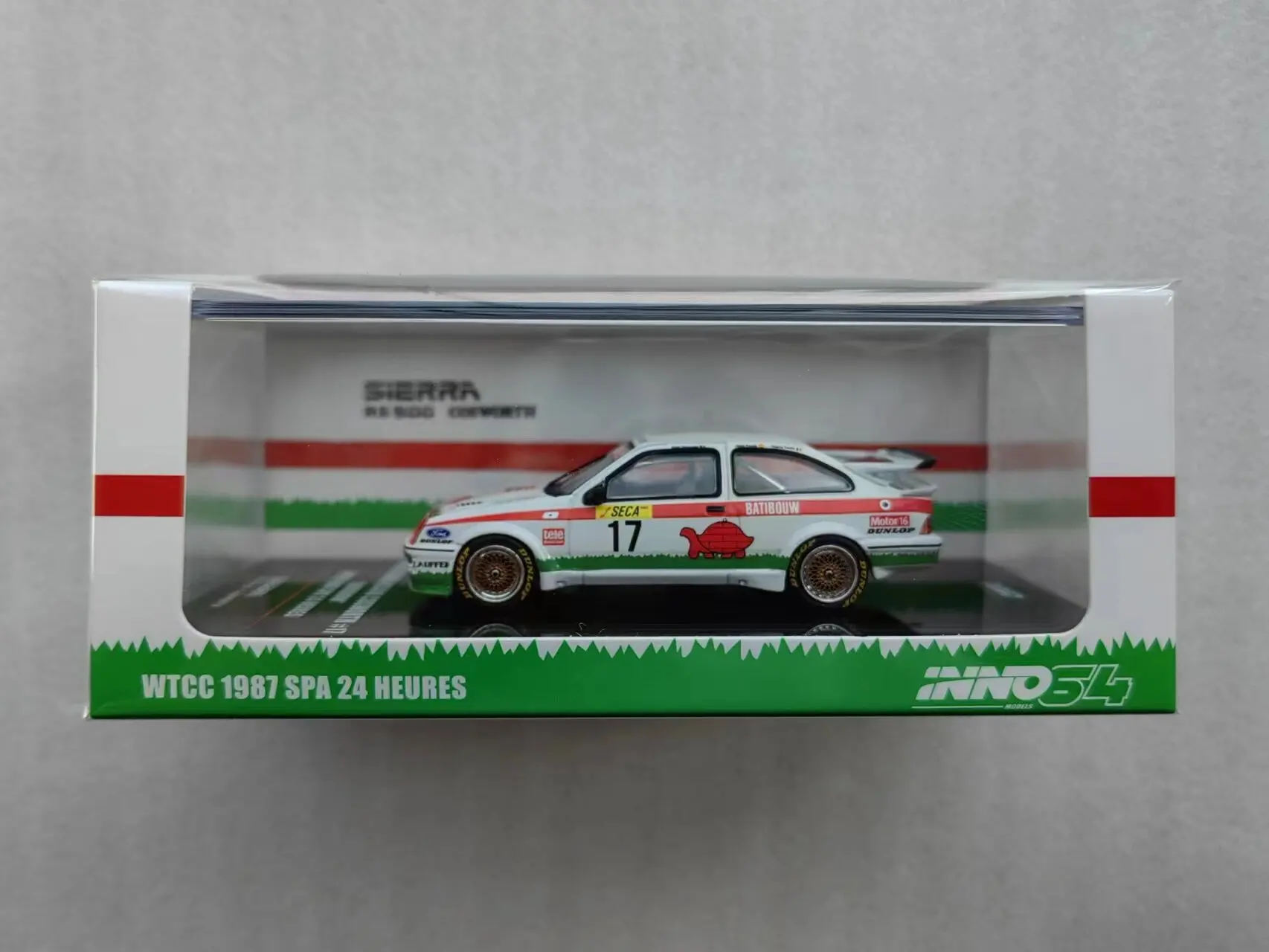 INNO 1/64 Ford SIERRA  Fairlady Z 240Z  S30alloy car model toy