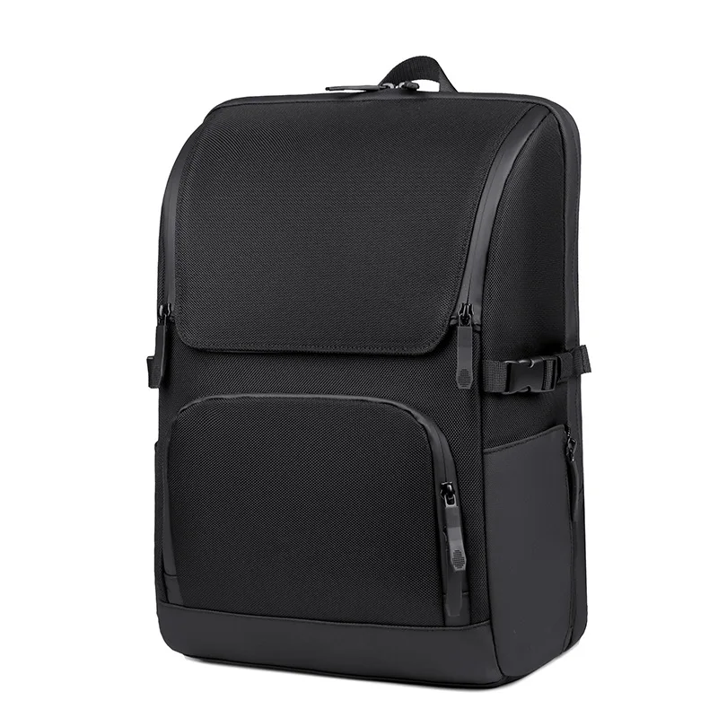 Large capacity business commuting backpack