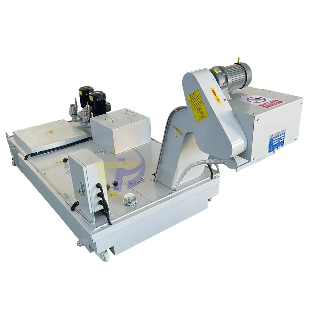Magnetic conveyor to transport iron filings on machine tools