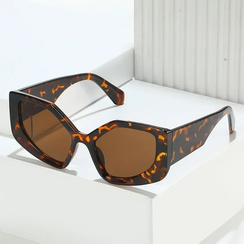 LNFCXI Fashion Rainbow Polygon Cat Eye Women Colorful Gradient Sunglasses Shades UV400 Retro Trending Men Sun Glasses