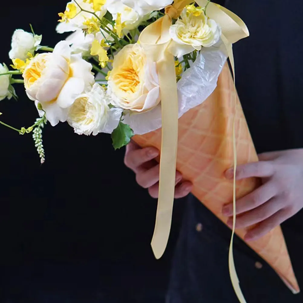 

10Pcs Ice Cream Cone Flower Bouquet Wrapping Paper DIY Decorative Cones for Weddings Birthdays Valentine's Day Party Confetti