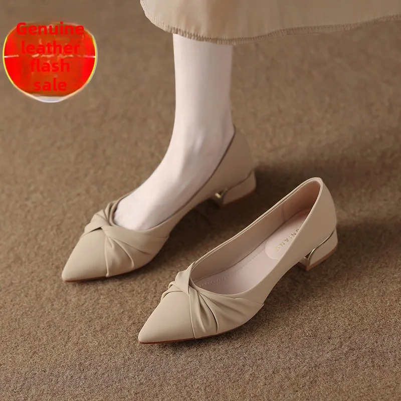 

Кожаные женские летние одинаковые юбки на плоской подошве с острым носком Single oes, новинка 2025, мягкие туфли на маленьком каблуке, осенние слипоны