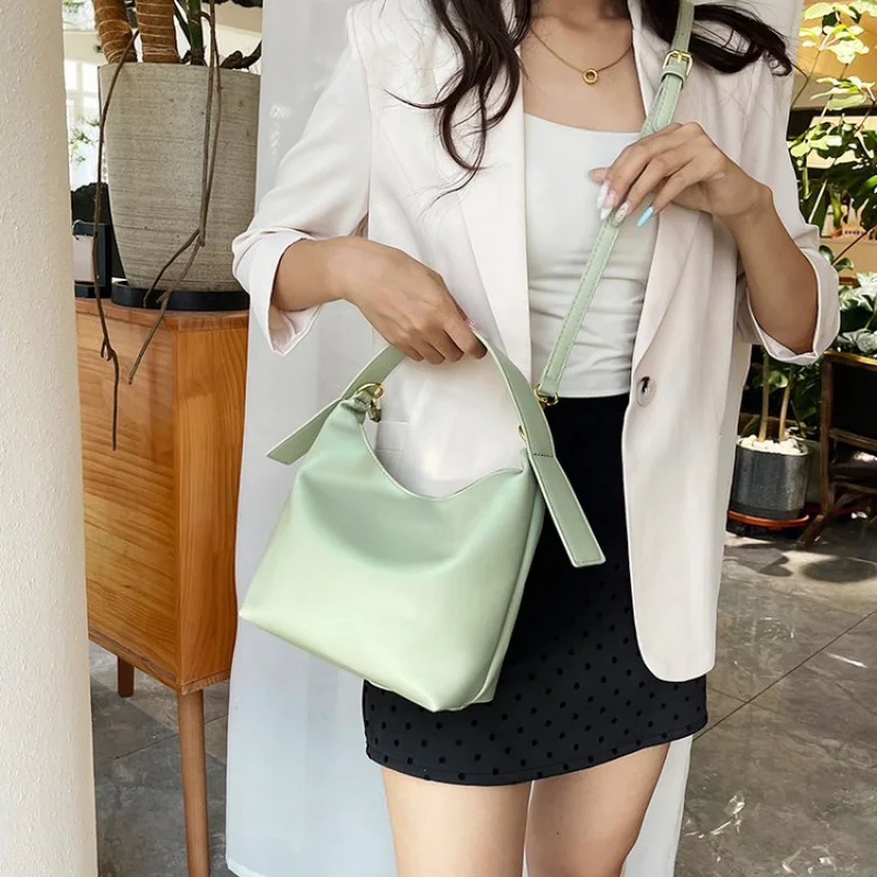 

Timeless-chic 2025 New Ladies Luxury Brand Leather Crossbody Bag Famous Designer Classic Popular Casual​