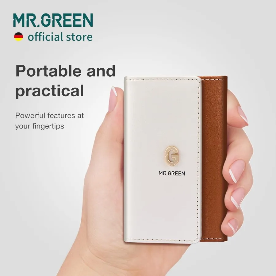 Juego de manicura colorido con prácticos kits de pedicura, cortaúñas, herramientas de cuidado personal y tijeras para el vello facial a la moda