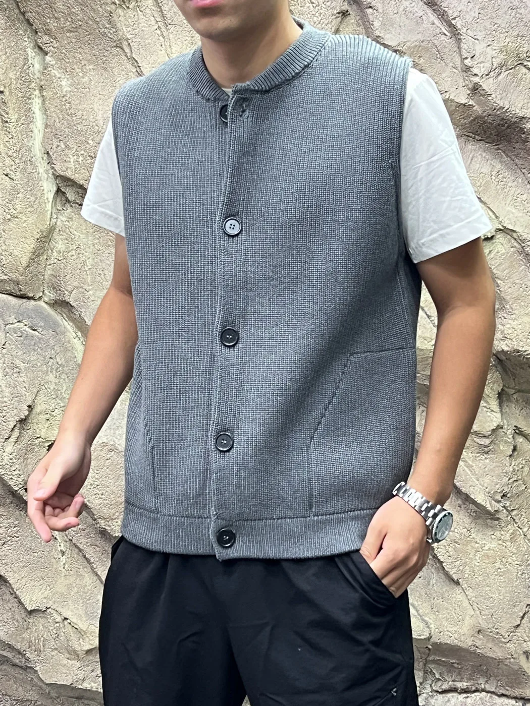  Knitted Vest Men's Women's Fashion Cotton Warmth Casual Style Standard Fit Outerwear Autumn Winter Trend