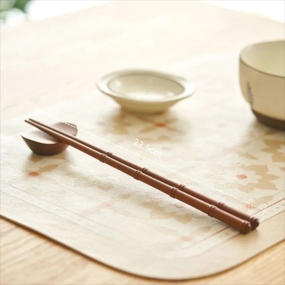 1 Pair High Quality Retro Wooden Chopsticks Solid Color Japanese Style Sushi Chopsticks Handmade Bamboo Shape Pointed Chopsticks