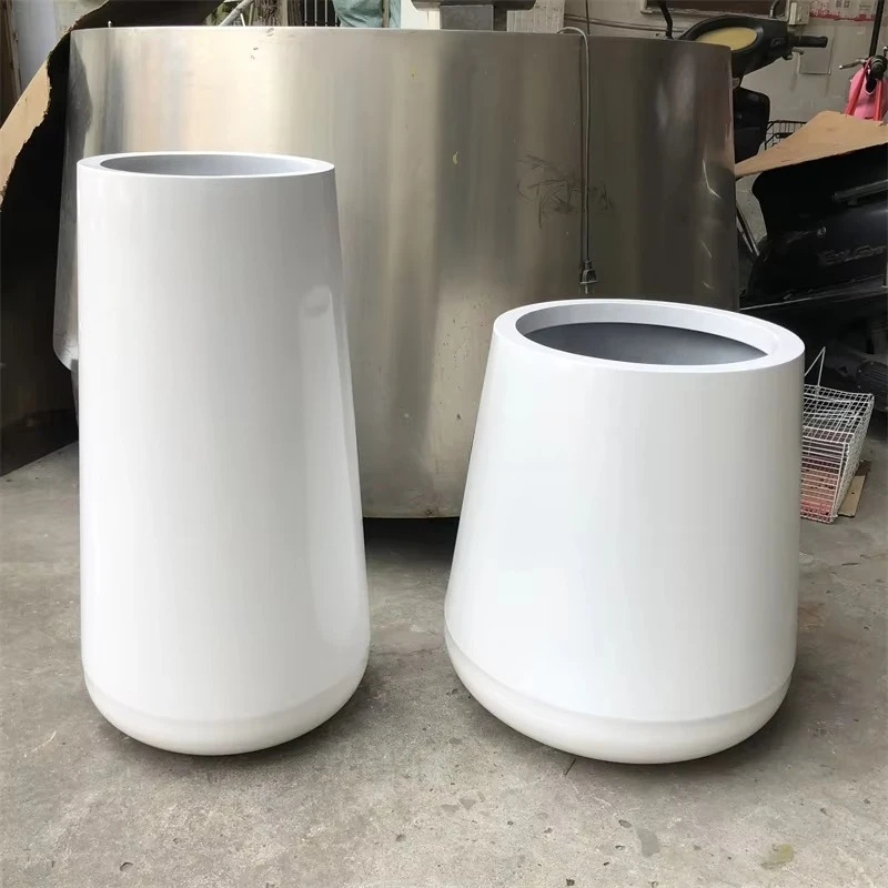 Foshan Ipraise Contemporary Chrome Plated Metal Stand Flower Pot Outdoor Stainless Steel Planter Pot
