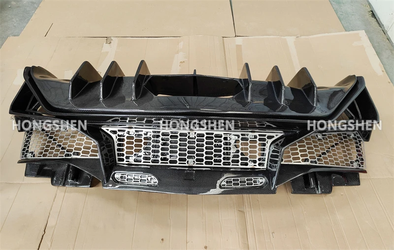 High-quality SV Style fiberglass or  carbon fiber rear bumper for Lamborghini aventador LP700 LP720 body kit