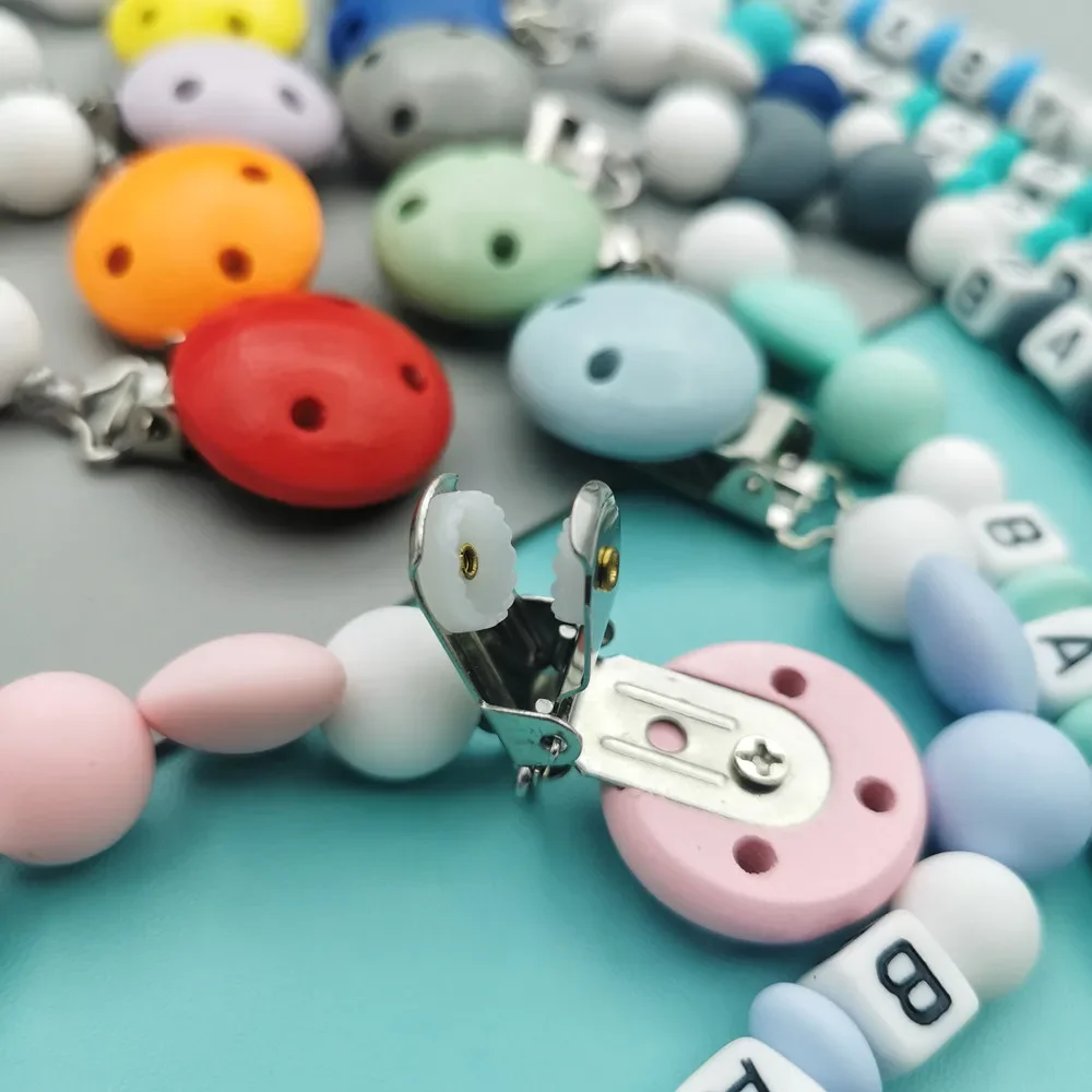 Custom English Acrylic Letter Name Silicone Car Beads Baby Pacifier Chain Clip Teether Pendants Kawaii Baby Toy Creative Gifts