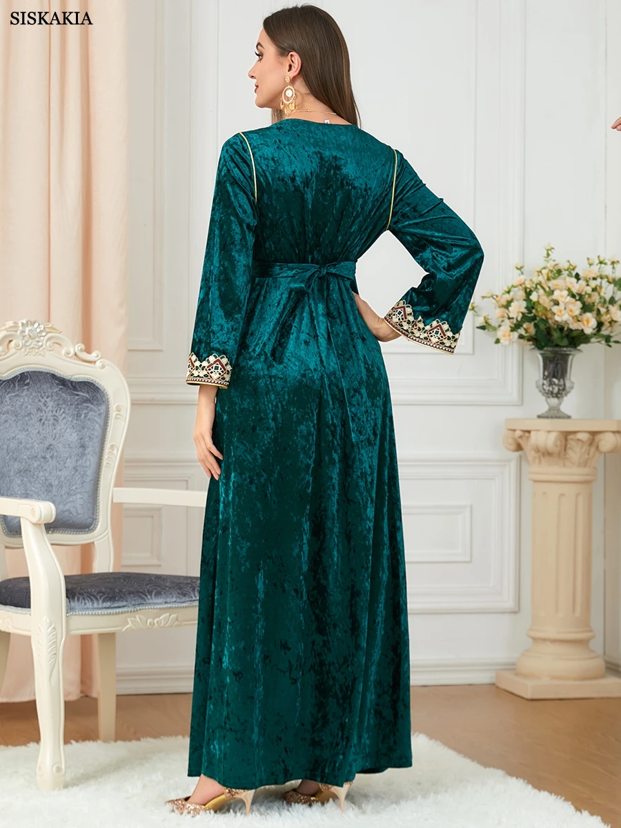 Imagem -02 - Moda Sólida Muçulmano Vestido Feminino Plantas Bordado Casual Veludo Abaya Marocain Turco Robe Femme Manga Longa Maxi Vestidos