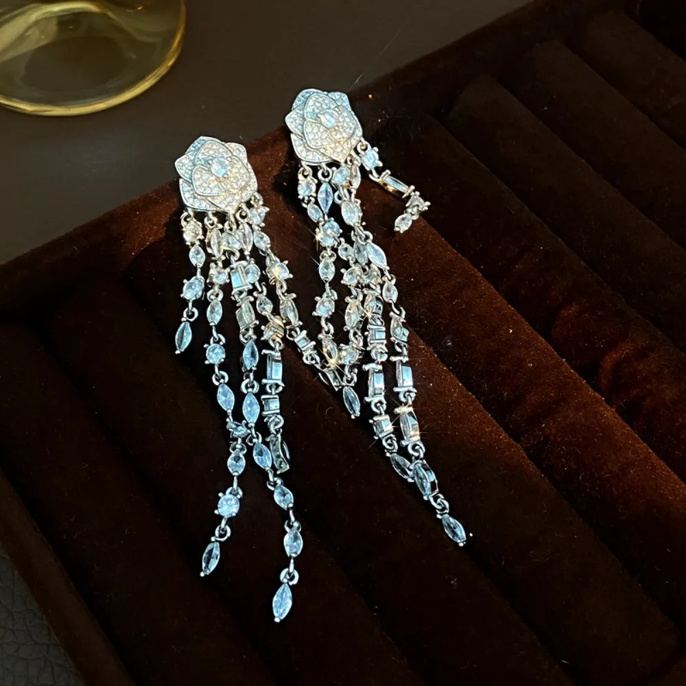 

High End Rose Mountain Tea Earrings Long Tassel Earrings Elegant Luxurious Jewelry Suitable for Special Occasions