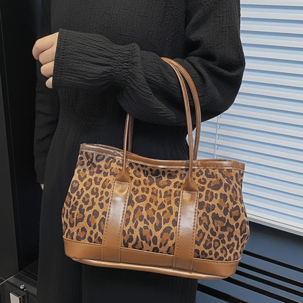 Retro crossbodytas met luipaar - Bucket Bag Suede recensie en prijs
