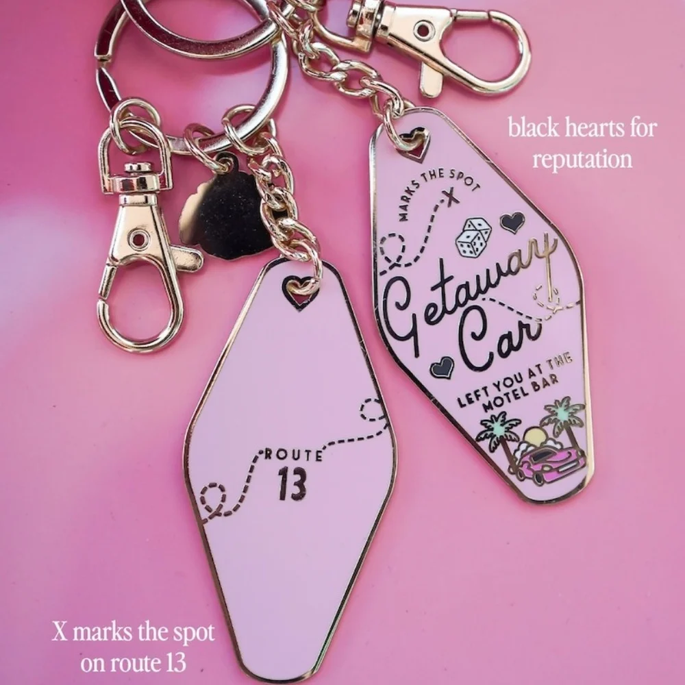 New Metal Motel Keychain Pink Gray Green Swift Keychain for TS Music Lovers Fans,Men Women Gril Gift