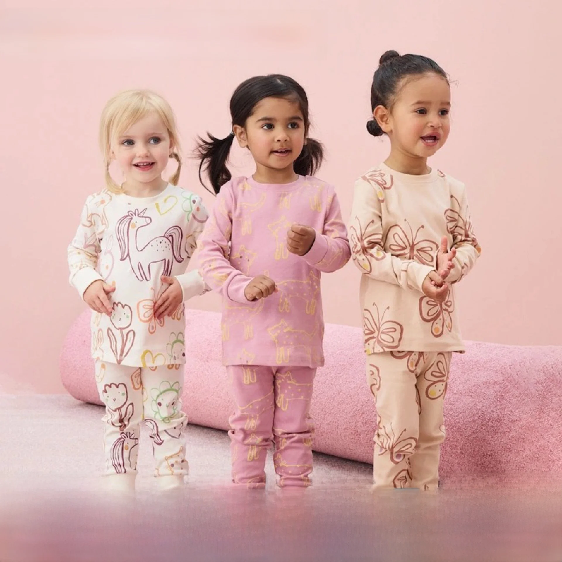 

Malwee Girls' Long Sve round Ne Home Clothes Set Autumn Winter New Sle Two-Piece Suite Cotton 00% Comfortable Soft Ma...