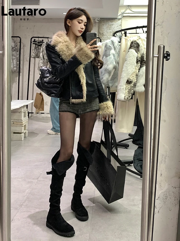 

Lautaro Autumn Winter Fitted Thick Warm Short Pu Leather Moto Biker Jacket Women with Faux Fur Inside Zipper 2026 Runway Fashion