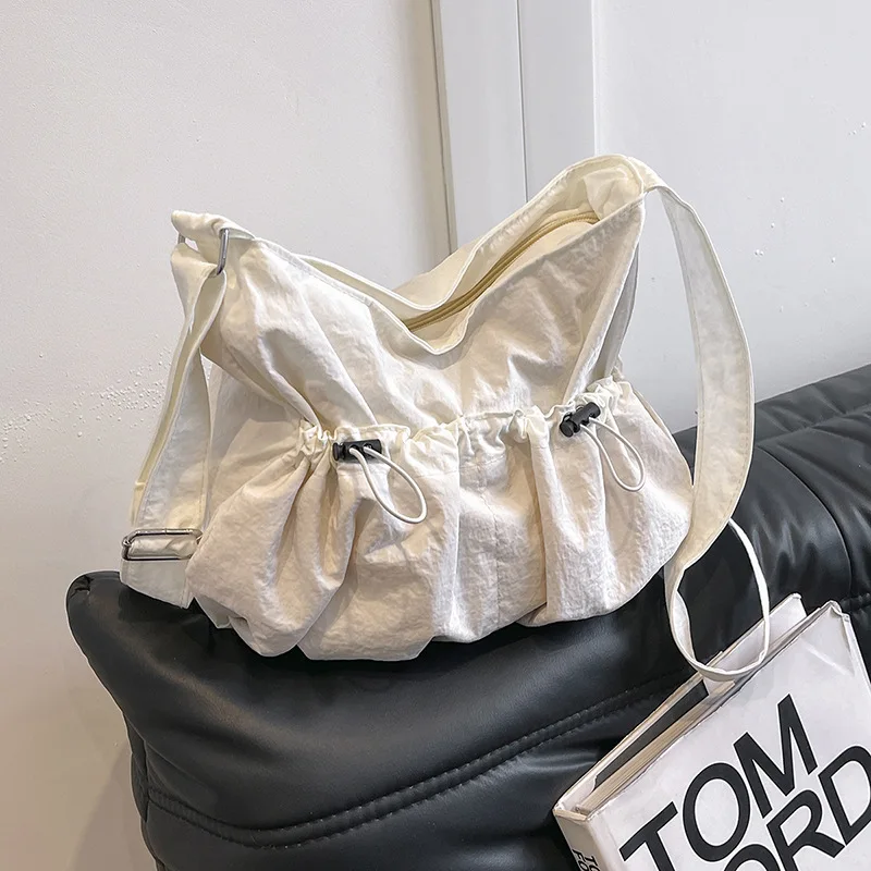 Academy style niche tote bag versatile pleated large capacity backpack