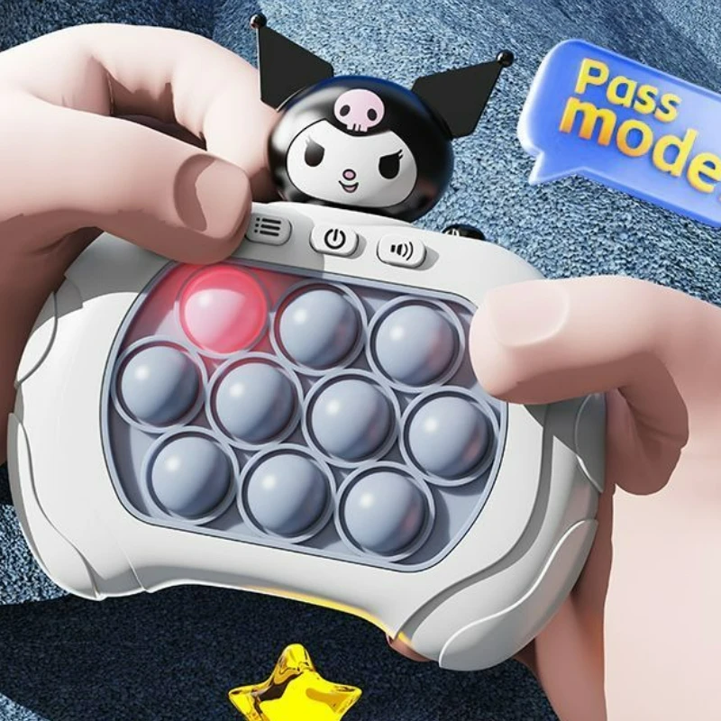 

Kulomi strawberry bear Pikachu new push game console according to music speed to break the level and decompress educational toys