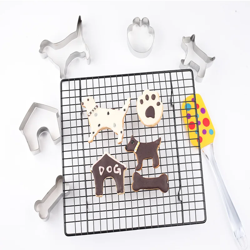 Dog 5-piece biscuit mold set, biscuit cutting and flipping tool DIY mold