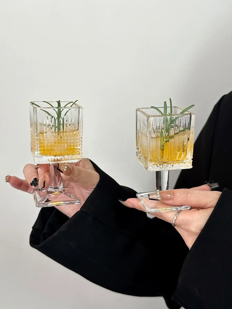 

New Luxury High Foot Square Small Wine Cup Home Use White Wine Cup One Liang Cup High Aesthetic Value Shot Glass Hard Liquor Cup