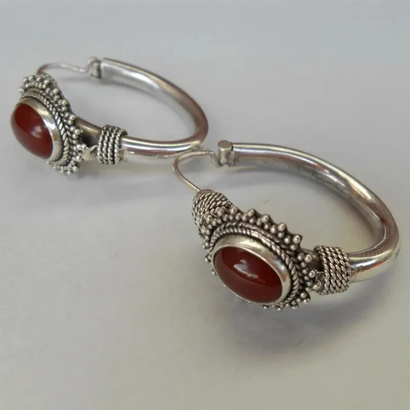 Ethnic red stone Curiosity hoop earrings Vintage jewelry carved pattern earrings earrings worn by women at banquets