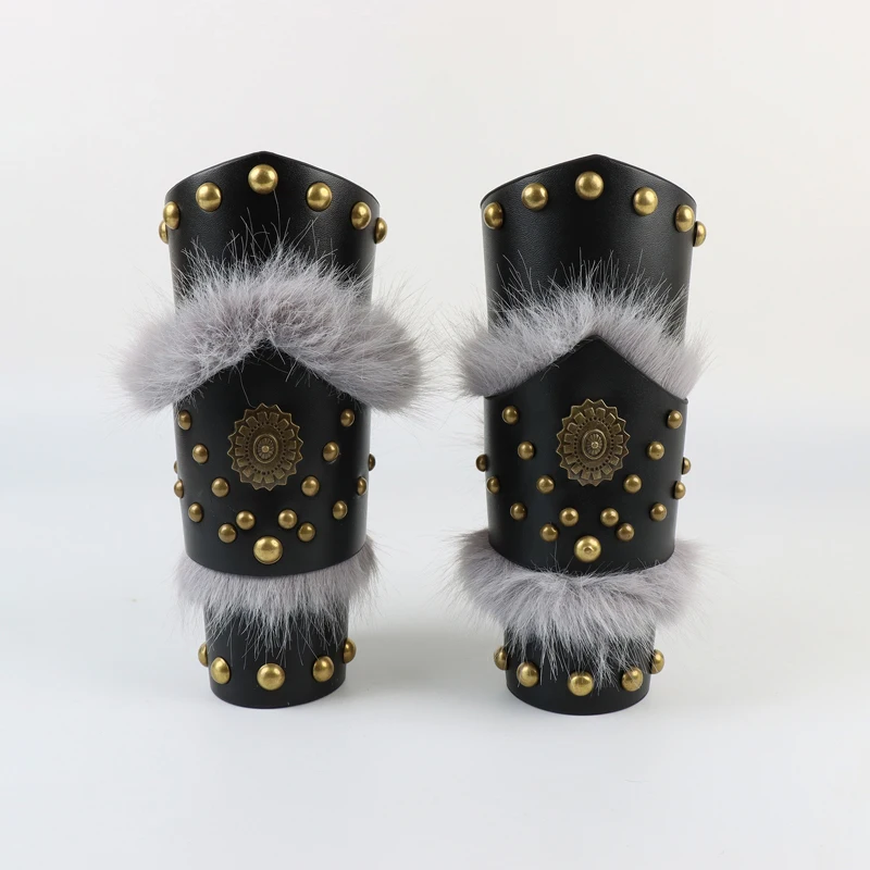1 stks Middeleeuwse Steampunk Bont Polsband PU Lederen Arm Armor Guards Viking Ridder Handschoen Bracers Renaissance Cosplay Props