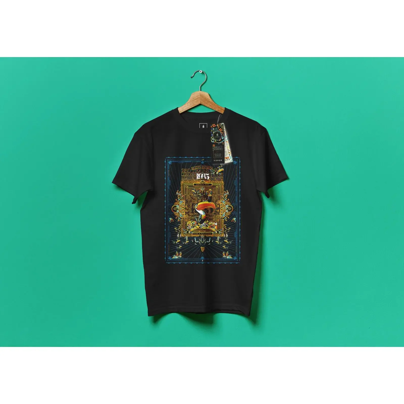 Black T shirt BOAS Toucan Gold Blue Intricate Frame Print  Casual Top vintage Washed Unisex streetwear homme designer clothes