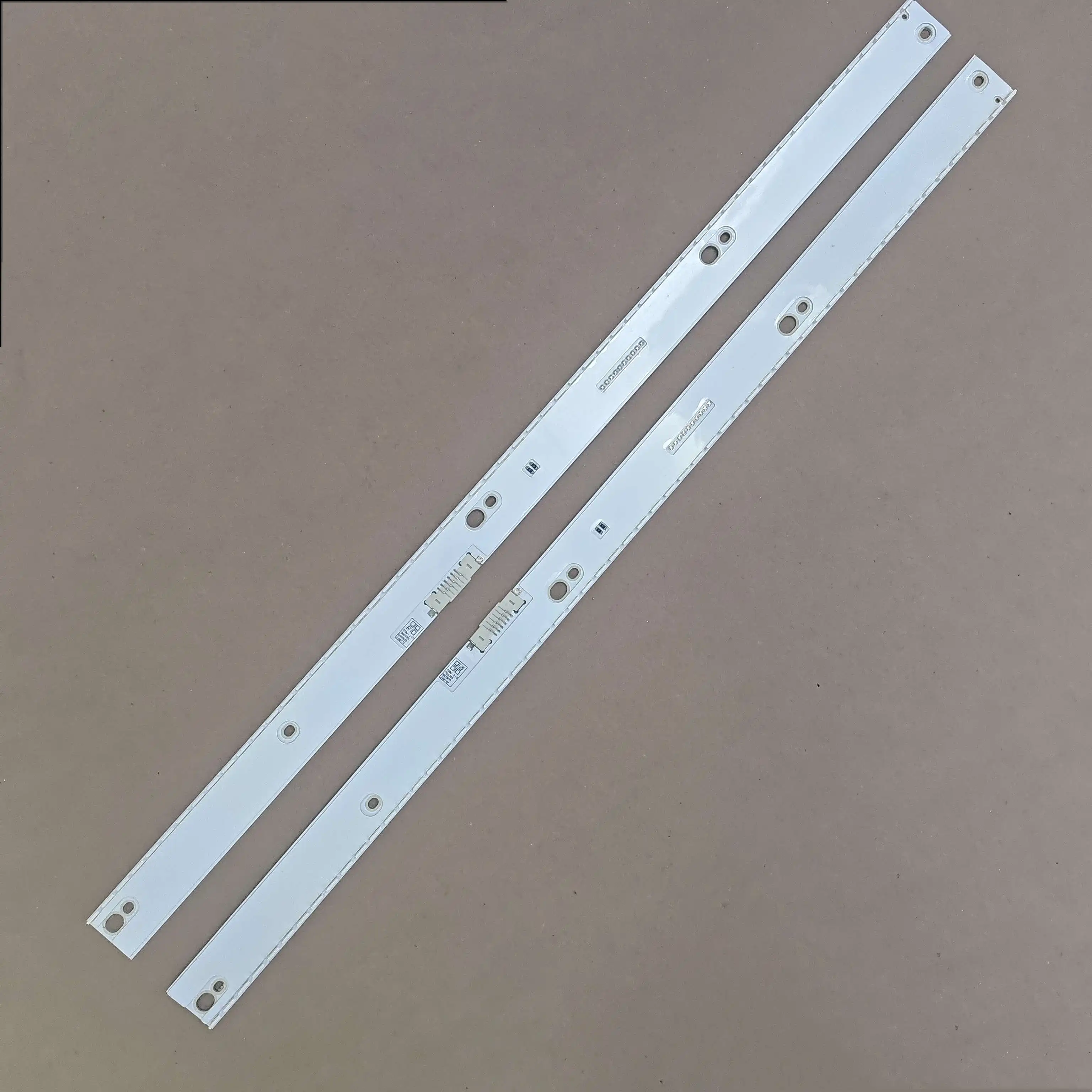 

LED strip for UE49KU6670U UA49KU7000 UE49KU6459 UE49KU6640 UE49MU6650 UE49KU6650 UE49MU6405UXXC UE49MU6405U BN61-13349A