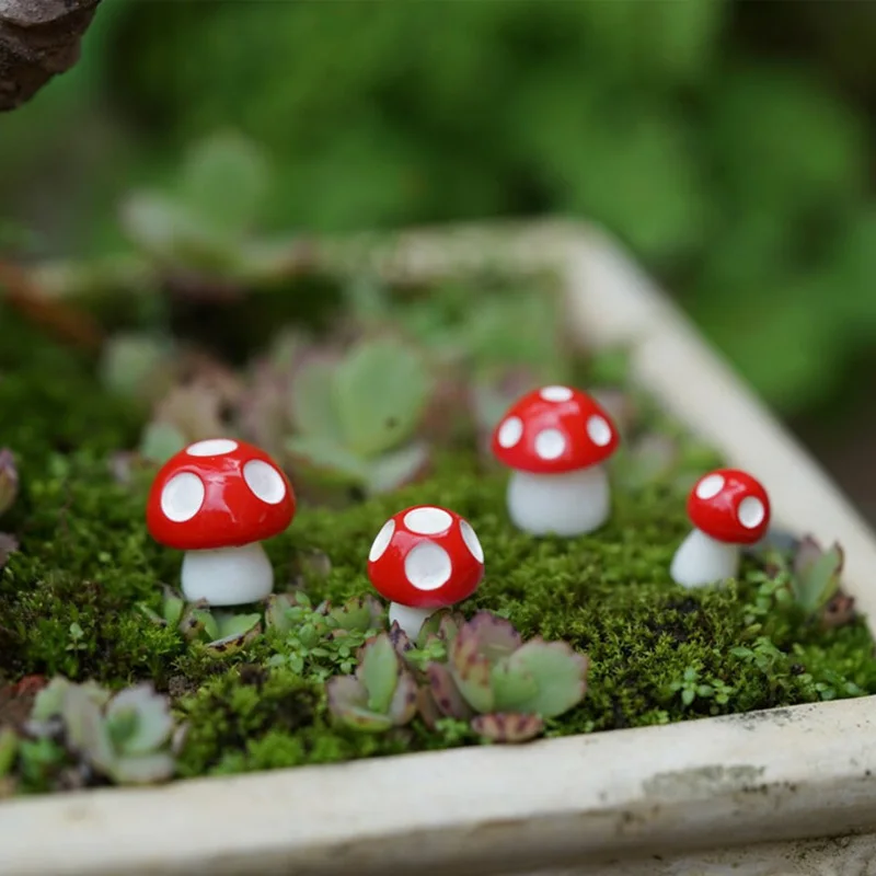 10/20Pcs Tiny Mini Resin Red Mushrooms Miniatures, 4 Mixed Size Mushroom Figurines, Fairy Garden Supplies Terrarium Accessories