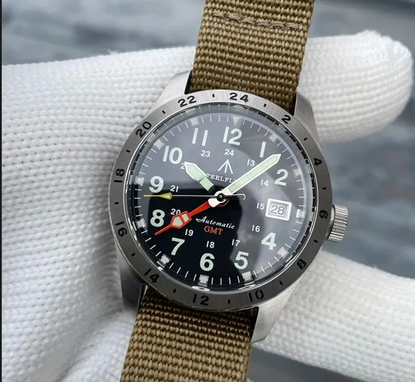 

Мужские автоматические часы STEELDIVE, 39 мм, механические наручные часы GMT, 20 АТМ, водонепроницаемые, C3, зеленый, светящийся сапфир, NH34, военные