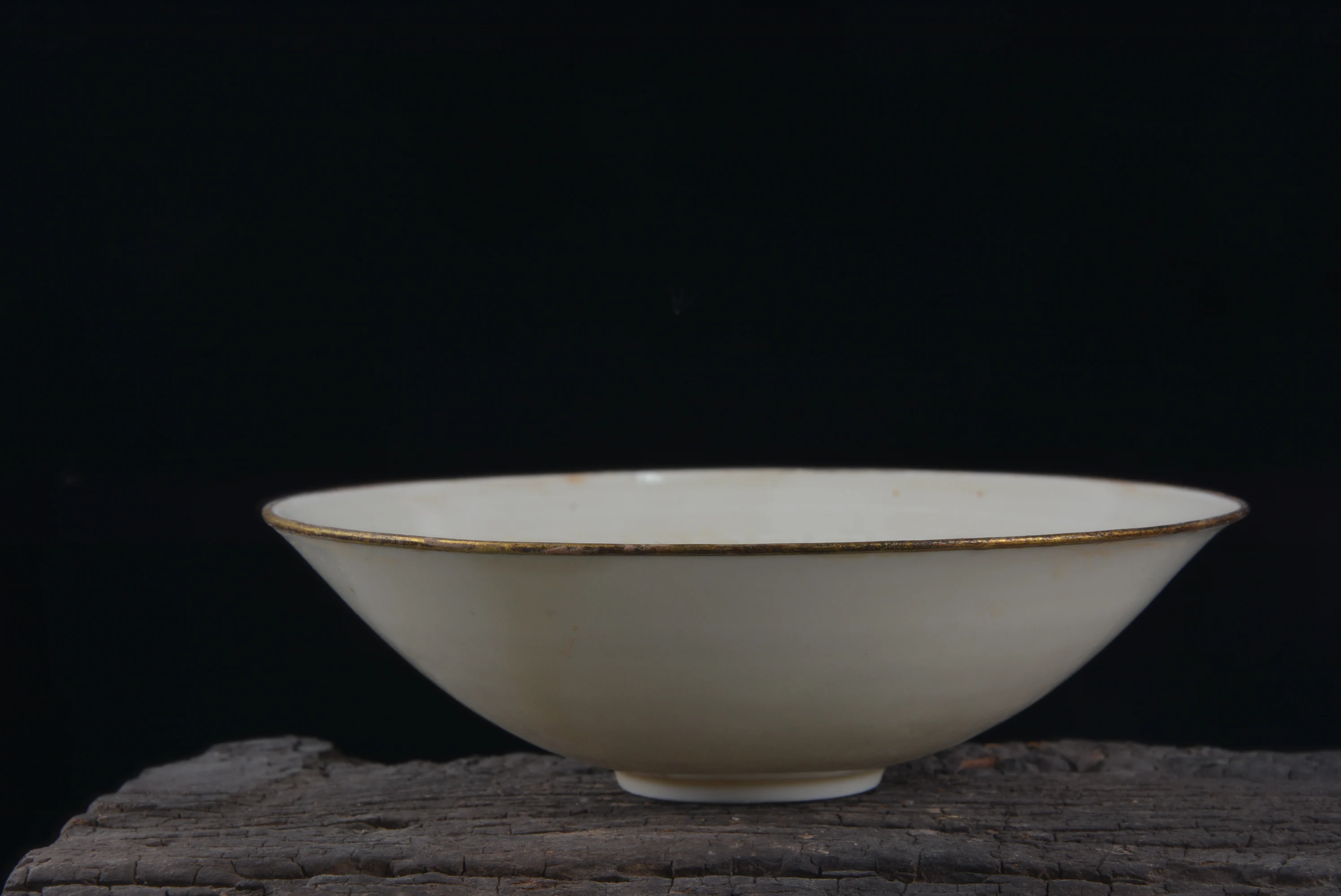 Antique SongDynasty porcelain Thin-walled bowl,Ding KILN,Hand-painted crafts,Collection&Adornment,#01,rim is inlaid with brass