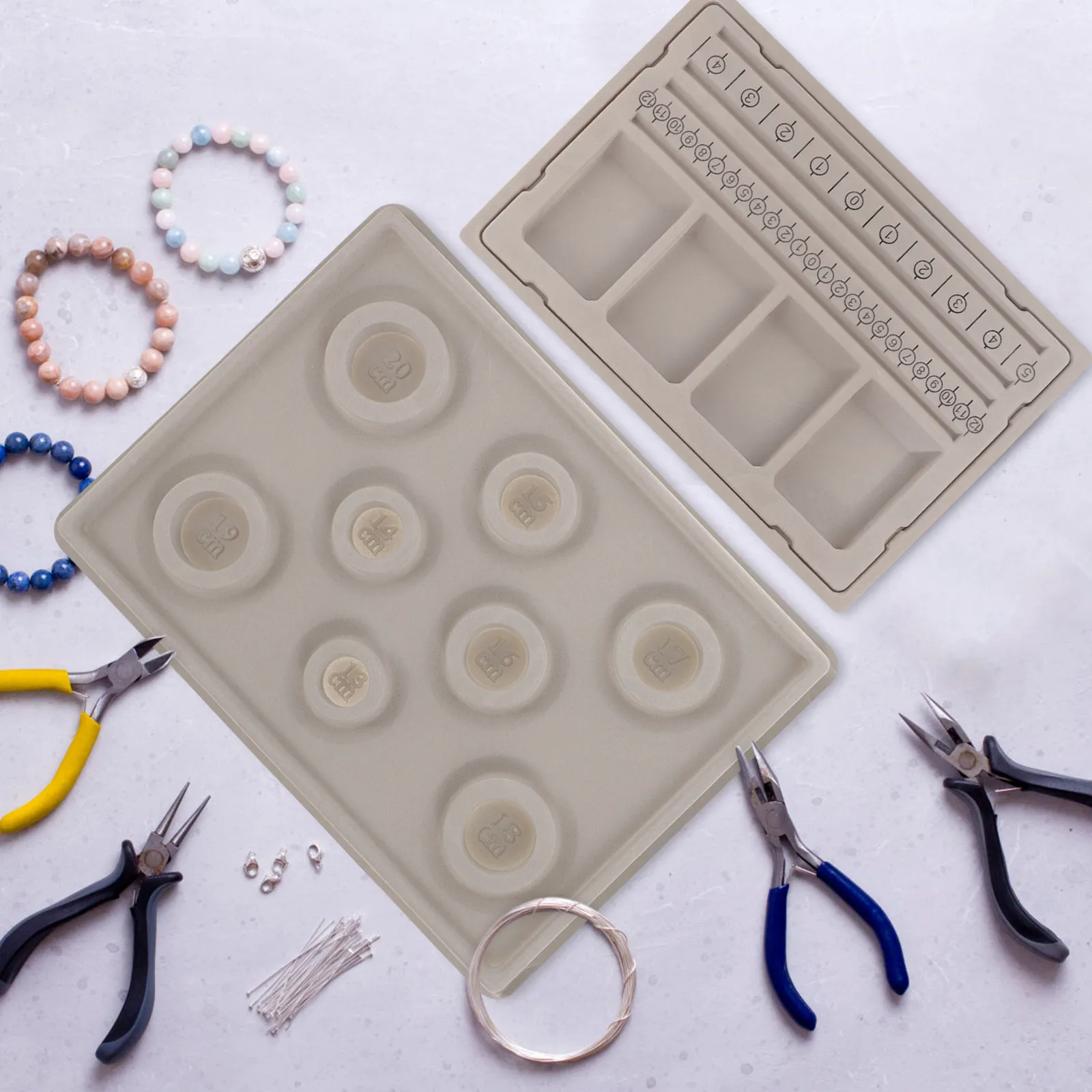 

2Pcs Bead Board Bracelet Sizer Professional Design Board Precise Measurement for DIY Bracelet Making Jewelry Craft Tool