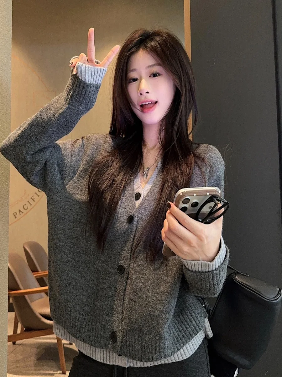 

Loose Korean Sle V-Ne Knitted Sweater Coat Women's Gentle Age-Defng Mosaic Color Blo Long Sve Knitwear